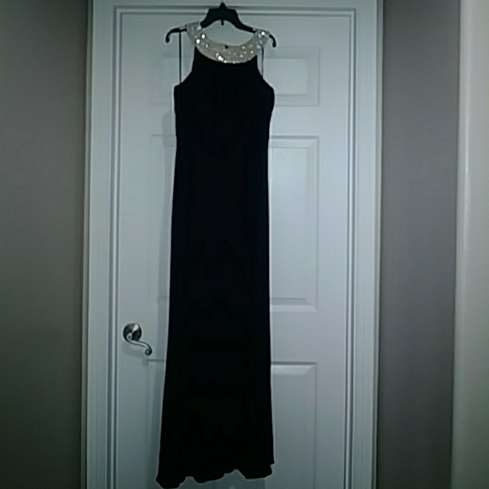 JS BOUTIQUE GOWN SIZE 10 (MIDNIGHT BLUE)